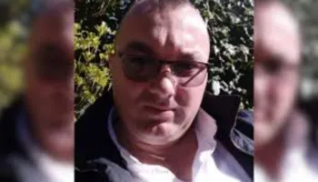 Efektivi i policisë ishte duke drejtuar mjetin në autostradën Tiranë-Durrës, humb jetën në moshën 45-vjeçare pas arrestit kardiak