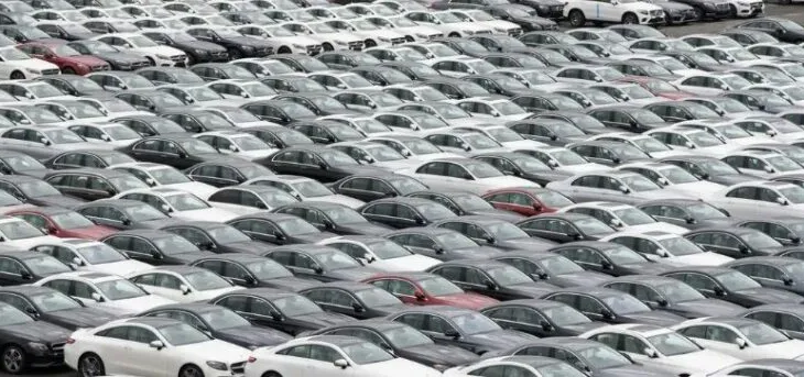 Ekonomia gjermane në krizë, industria shkurtoi 120 mijë vende pune