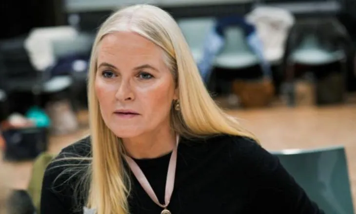 Email-et mes princeshës Mette-Marit dhe Epstein: Më intrigon, je kaq i ëmbël