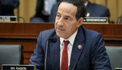 “Emri i Trump përmendet mbi 1 milion herë në dosjet e Epstein”, Raskin rrëzon pretendimet e Presidentit amerikan për miqësinë e prishur