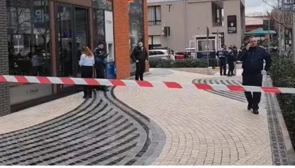 EMRI/ Kush është personi që tentoi të grabiste bankën në Tiranë