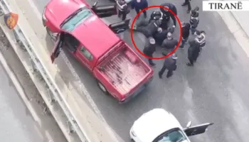 EMRI+ PAMJET/ U kap në flagrancë duke transportuar 10 kg kanabis, arrestohet 42-vjeçari në Tiranë