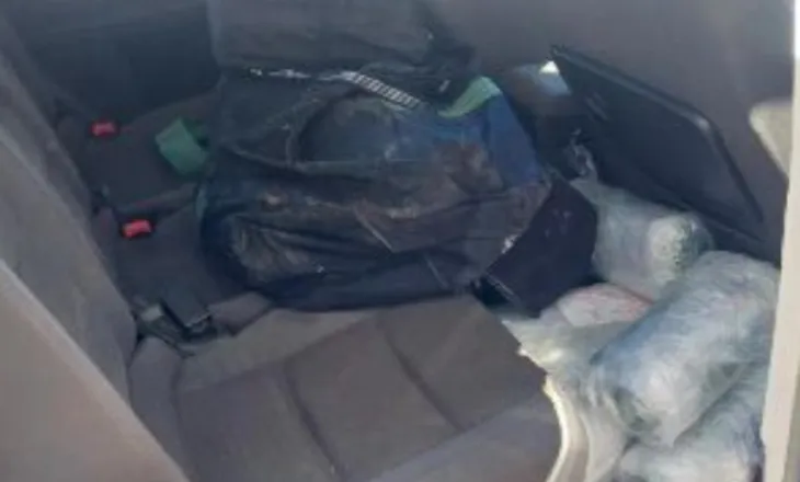 EMRI/ U kap me drogë në Igumenicë, identifikohet 54-vjeçari nga Delvina, person me precedent penal