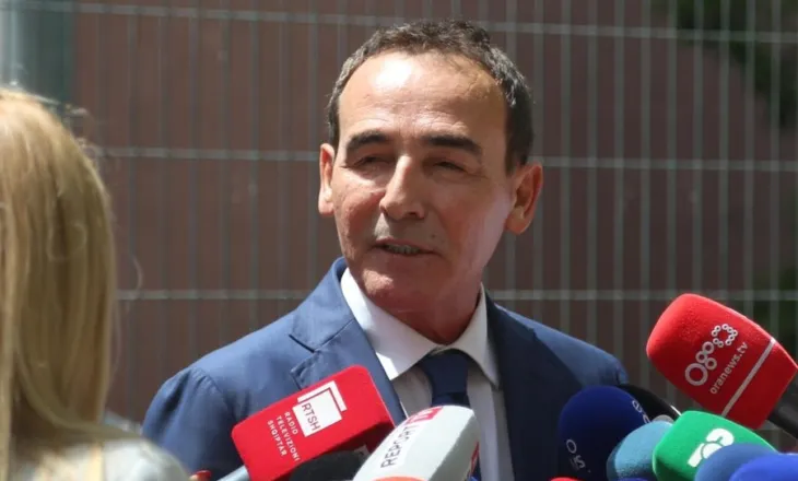 Engjëll Agaçi largohet nga detyra si Sekretar i Këshillit të Ministrave