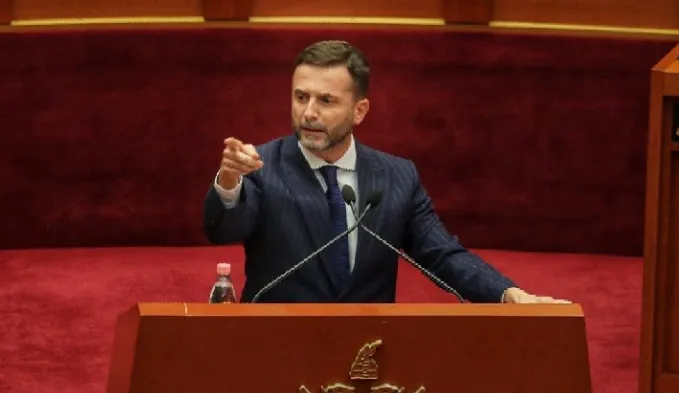 Erion Braçe: Ligji për rivlerësimin e pasurive të paluajtshme ka hyrë në fuqi, por nuk po zbatohet. Pse?!