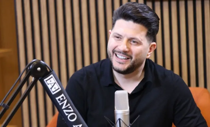 Ermal Mamaqi hap zemrën: Humori im lindi nga dhimbja në familje