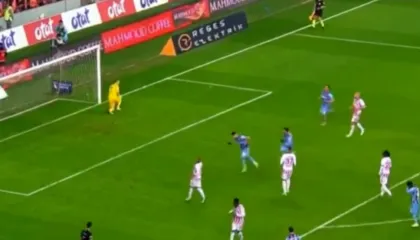 Ernest Muçi bën ligjin në Turqi, gol dhe asist në fitoren e Trabzonspor