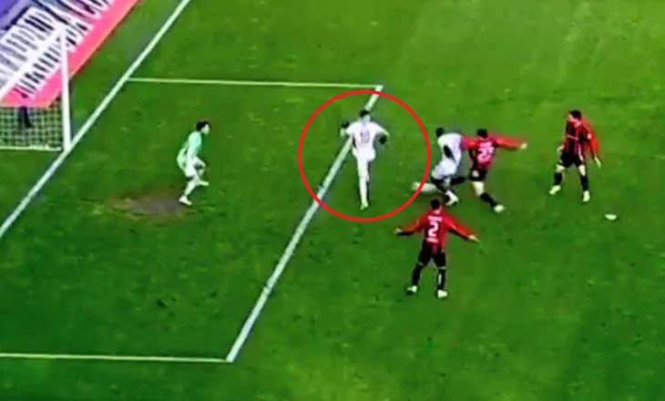 Ernest Muçi kthehet në temë diskutimi të madhe në Turqi, shqiptari hipnotizon edhe arbitrat