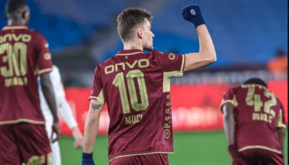 Ernest Muçi shkëlqen në Kupën e Turqisë, SUPERGOL dhe asist nga sulmuesi kuqezi. Po përjeton sezonin më të mirë në karrierë (video)