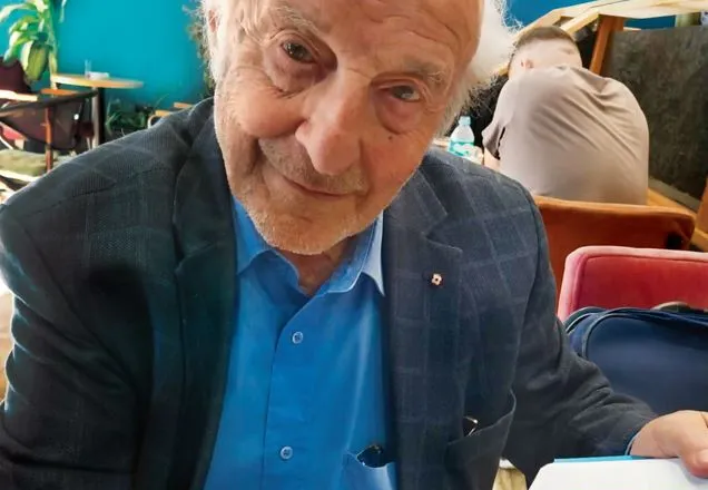 Etnokoreografia shqiptare ndër dekada-vepra e profesor Bogdanit