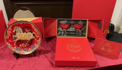 Festa e pranverës, një dritare për botën e jashtme