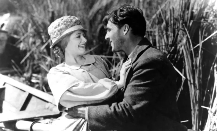 Filmi pa zë “SUNRISE: A Song of  Two Humans”, i shoqëruar me muzikë live nga Stephen Horne shfaqet në Tiranë