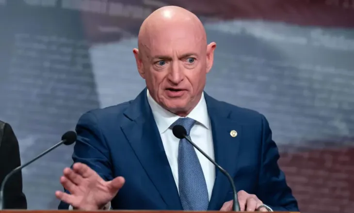 “Fitore” për fjalën e lire, gjykatësi Federal bllokon Pentagonin të ndëshkojë Senatorin Mark Kelly