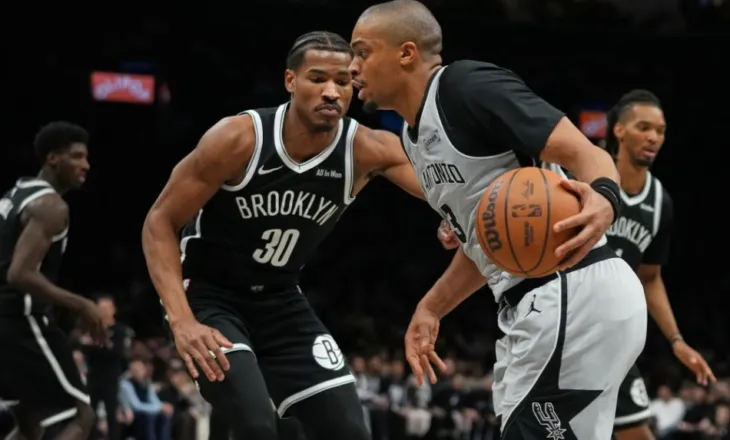 Fitorja e 11-të radhazi për San Antonio, vijon kriza për Lakers, fitojnë Houston e Atlanta