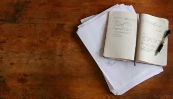 Fjalë të gjuhës shqipe që ndryshe i shqiptojmë dhe ndryshe shkruhen