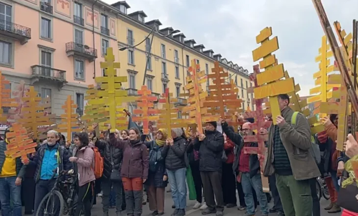 “Fonde të hedhura dëm, nuk po sjell përfitime ekonomike”, Milano proteston kundër Lojërave Olimpike Dimërore 2026