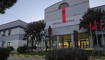 Foshnja ndërroi jetë pas lindjes në Durrës/ Zbardhen detaje, fetusi shfaqi probleme me rrahjet e zemrës dhe mjeku…