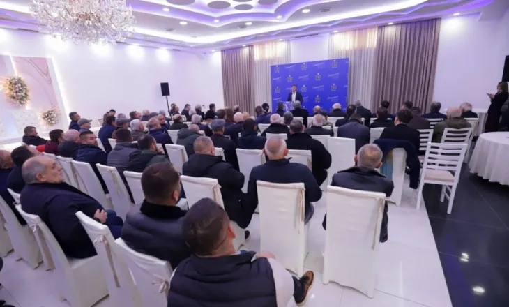 FOTO/ Noka nga Bulqiza: Asnjë nuk është i tepërt, të gjithë bashkë për të ndalur fundin e demokracisë