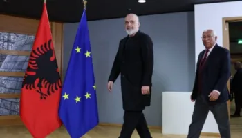 FOTO/ Rama vizitë zyrtare në Bruksel, takohet me Presidentin e KiE, Antonio Costa