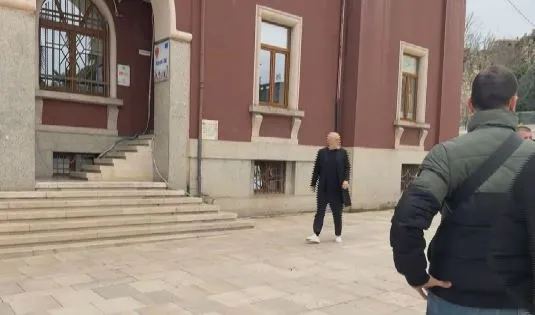 FOTOLAJM / Takimi me protestuesit e projektit TID, Rama mbërrin në bashkinë e Durrësit