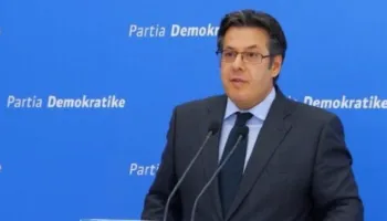 “Frika nuk zgjat përjetë”, Paloka paralajmëron largimin e Ramës: Kryeministrit po i vjen fundi, pritet të..