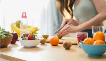 Fruta me stomak bosh? Çfarë është më mirë të hani menjëherë pasi të zgjoheni dhe çfarë duhet të shmangni?