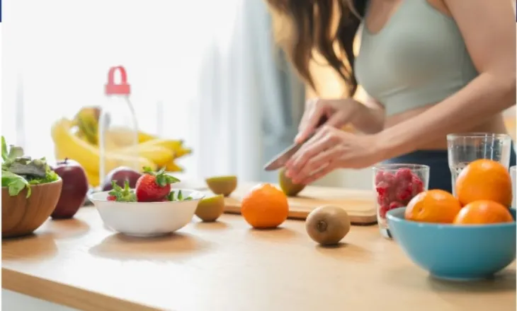 Fruta me stomak bosh? Çfarë është më mirë të hani menjëherë pasi të zgjoheni dhe çfarë duhet të shmangni?