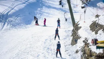 Fshati piktoresk i Dardhës në Korçë tërheq një numër të madh vizitorësh, Rama: Energji e bukur!
