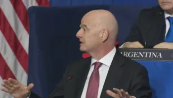 “Futbolli është gjuha universale e gjithë botës”/ Infantino në Bordin e Paqes: Jo vetëm shtëpitë e shkollat, por të rikthejmë besimin te njerëzit