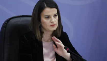 Gazi lotsjellës i skaduar në tubimet e PD? Koçiu: Nuk e di nëse është i dëmshëm, kam urdhëruar hetim