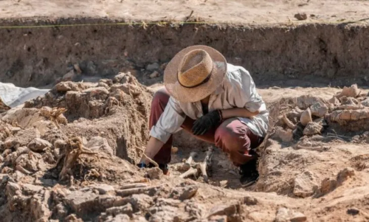 Gërmimet arkeologjike në Normandi zbulojnë gjurmë vendbanimesh që nga 7000 vjet më parë