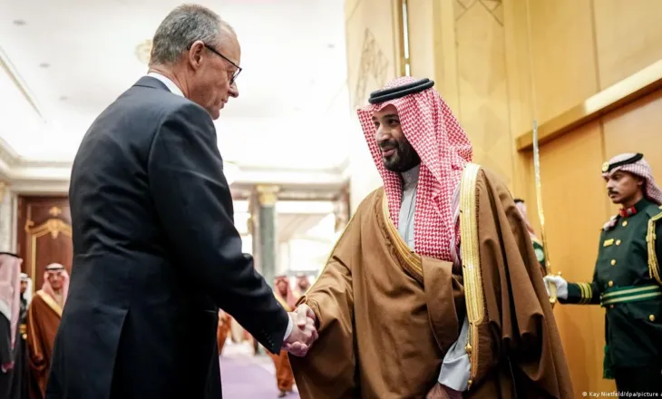 Gjermania: Merz takohet me princin e kurorës saudite