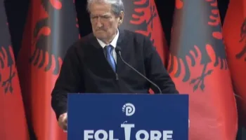 GJK, 4 seanca për një vendim që nuk u takon”, Berisha: Lubia ka dy muaj që gris dokumente!