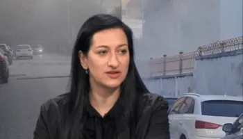 Gjykata e Durrësit “zbut” masën për Arta Dollanin mbi mbetjet e rrezikshme