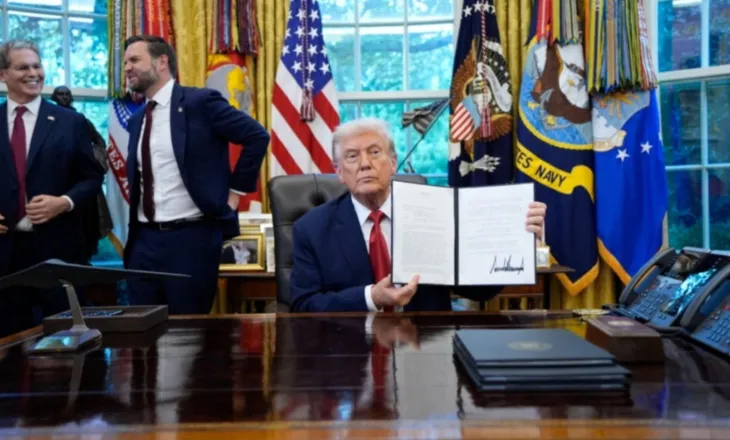 Gjykata Supreme e SHBA-së rrëzoi tarifat e Trump, presidenti nënshkruan urdhër ekzekutiv që takson me 10% të gjitha shtetet