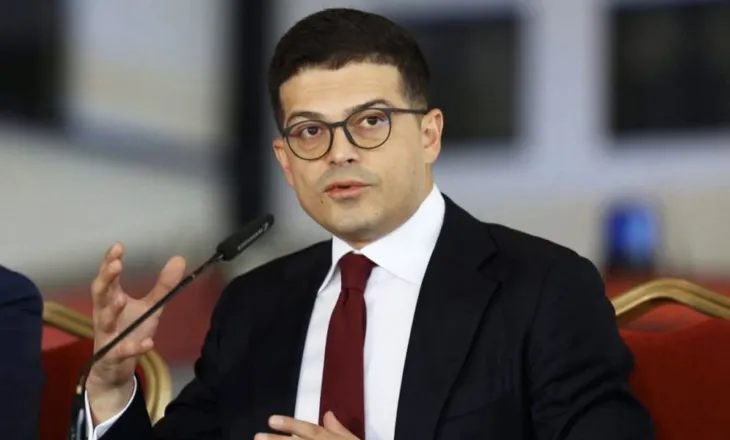 Gjyqi ndaj ish-krerëve të UÇK/ Vengu: Rihapin plagë historike…