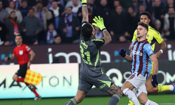 Goli i Muçit ndaj Fenerbahçe për dy rekorde, sulmuesi kuqezi shkëlqen në Turqi