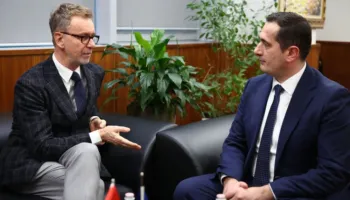 Gonzato zbulon kushtin për Shqipërinë në BE: Lufta kundër korrupsionit…