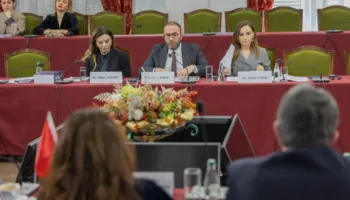 Grupi i PD ankohet te McAllister: Shqipëria regres në luftën kundër korrupsionit, zgjedhjet u deformuan