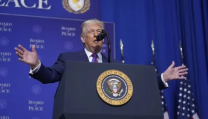 “Hamasi më premtoi se do heqë dorë nga armët”/ Trump nga Bordi i Paqes: Do t’i japim fund programit bërthamor të Iranit