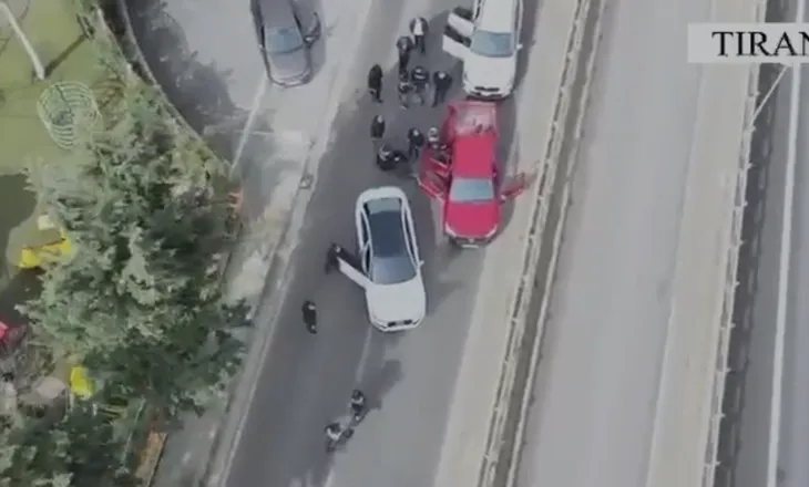 Hap pas hapi! 42-vjeçari ishte nisur për të shitur drogën, Policia e kap mes Unazës, i gjenden armë e silenciator