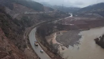 Hapet aksi Librazhd – Prrenjas, ARRSH: Nuk ka rrezik për rrëshqitje në rrugë!