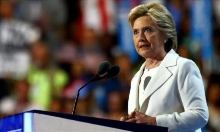 Hillary Clinton kërkon dëshmi publike para Kongresit për rastin Epstein