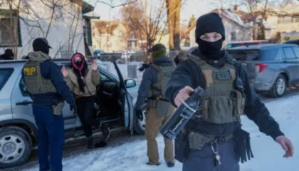 Holandë/ Arrestohen 15 persona të dyshuar për përhapjen e propagandës së ISIS-it në TikTok