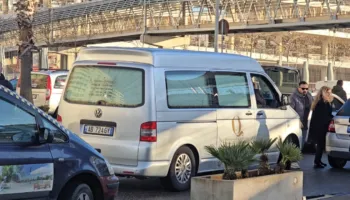 Humbën jetën nga asfiksimi brenda në shtëpi, mbërrijnë nga Italia trupat e katër anëtarëve të familjes shqiptare