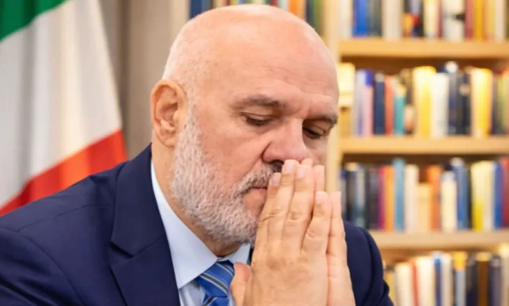 I ASHPER NE REAGIM/ DREJTESIA QE TE BURGOS