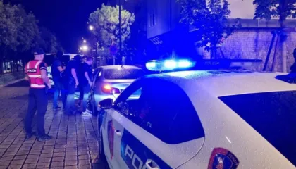 I dehur në makinë, arrestohet kryeinspektori i shërbimit zjarrfikës në Elbasan