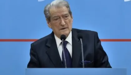 ‘I dha pallatin në pajë Linda Ramës’, Berisha: Artan Sako vodhi 300 mln euro për Qukës-Qafë Plloç, i ndau me Ramën