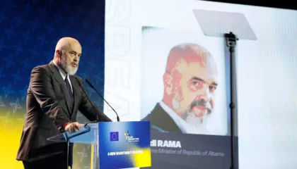 I papezullueshmi, Edi Rama