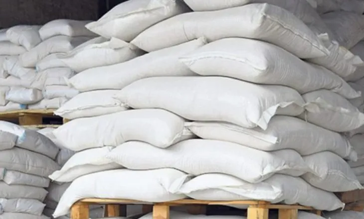 I skaduar që në prillin e kaluar, Dogana e Durrësit “kap në flagrancë subjektin”, bllokon 7.6 tonë miell